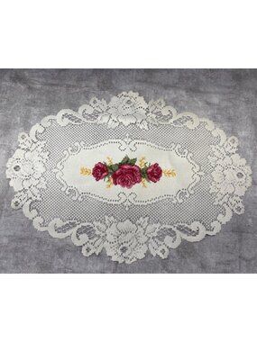 Victorian-Style Lace Doilies Flowers 13x17"